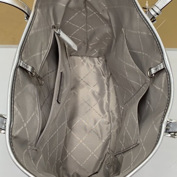 Michael Kors Signature Jet Set Girls Medium Carryall Tote Bright White Multi - Picture 8 of 16